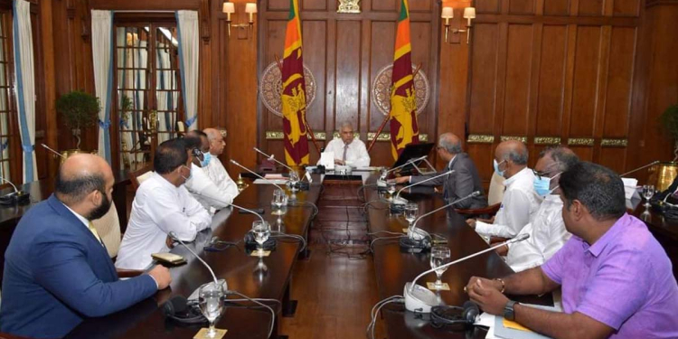 දෙමළ පක්ෂ රනිල්ව හමුවෙයි! බරපතළ කොන්දේසිය ඉදිරිපත් කරයි! රනිල් කොන්දේසියට එකඟ වෙයි! VIDEO