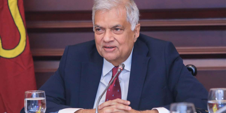 අමාත්‍යංශ 30ට වඩා වැඩි කරන්නේ නෑ! අමාත්‍යංශ වෙනස වෙන්නේ ලබන වසරේ! අමාත්‍යංශ ලේකම්වරුන්ට රනිල් දැනුම් දෙයි! PHOTO I Breaking News