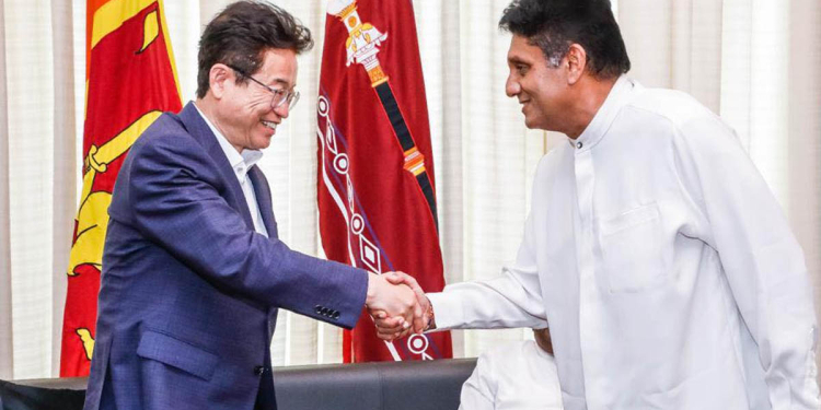 දුප්පත් දකුණු කොරියාව දියුණු කළ කණ්ඩායම ලංකාවට පැමිණෙයි! සජිත්ව මුණගැහෙයි! PHOTOS & VIDEO I Sri Lanka Latest News