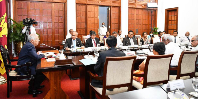 රට පුරා ඉඩම් ප්රශ්න විසඳන්න ජනාධිපති සමග සාගල රැස්වීමක් තියයි!