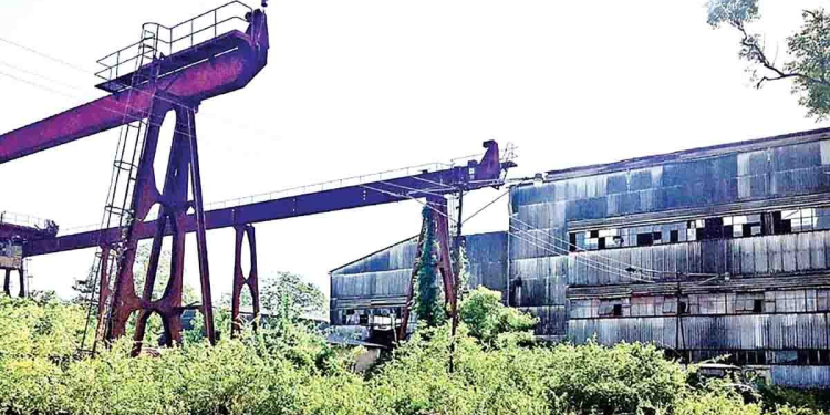 ලාභ ලබන කන්තලේ සීනි කම්හල විකුණාදමලා වෙච්ච හදිය මෙන්න… ඉස්සරහටත් වෙන්නේ මේ අපරාධයමද?