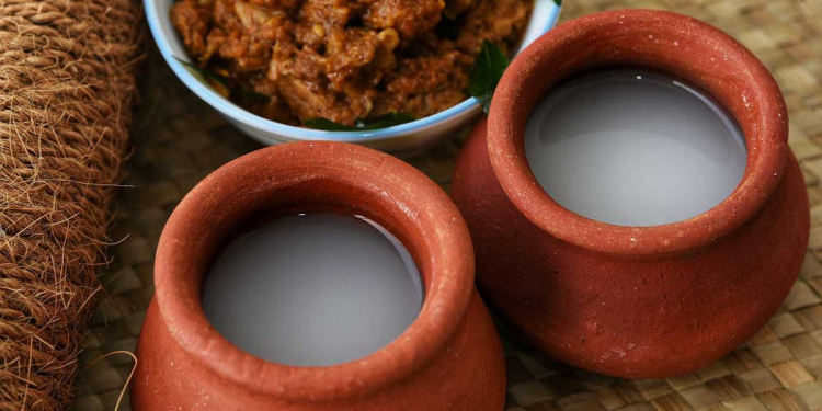 තැන්තැන්වල ගිහින් රා බොන්නෙ බලාගෙන! අලින්ව සිහි නැති කරන්න දෙන බෙහෙතුත් දානවලු!