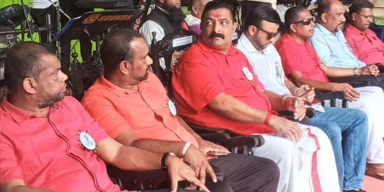 පළමු වතාවට මහ පක්ෂයක් මැයි රැලි දෙකක් තියලා! එකක් කොළඹ! එකක් බදුල්ලේ! PHOTOS