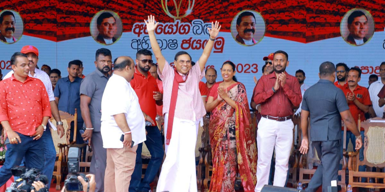 පොහොට්ටුවේ නායකත්වය බැසිල්ට! ජනාධිපති අපේක්ෂකත් බැසිල්? VIDEO