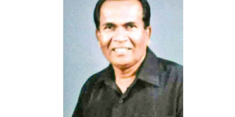කටාන හිටපු සභාපති මරා දැමූ බව කියන වත්තේ මුරකරු වහ බීලා! පොලිසිය ඉස්පිරිතාලෙට ගිහින් අත්අඩංගුවට ගනී!