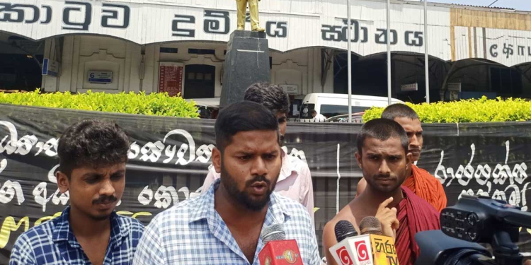 ආණ්ඩුවේ බොරුවට අහුවෙන්න එපා! අන්තරේ අලුත් ලොක්කා මධුෂාන් වැඩ අල්ලයි! ශිෂ්‍යයොත් අරන් කොටුවට බහී! VIDEO I Sri Lanka Latest News