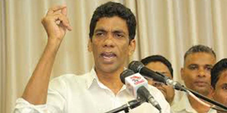 බඩු මිල මිනිස්සුන්ට දරා ගන්න බෑ! බදු ගැහිල්ල මිනිස්සුන්ට දරාගන්න බෑ! ආණ්ඩුව ජනාධිපතිවරණයක් තියන්න යනවා! හොඳයි තියන්න! මෙන්න දිනන අපේක්ෂකයා! දිගම්බරම් වතුකරයේ තීන්දුව දැන්ම ප්රකාශයට පත් කරයි! VIDEO