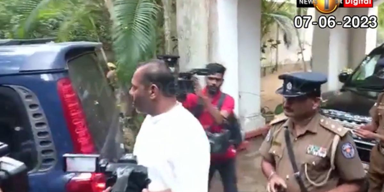 ගජේන්ද්‍රන්ව අත්අඩංගුවට ගැනීමේ සිද්ධියේ වීඩියෝව එළියට එයි! VIDEO I Sri Lanka Latest News