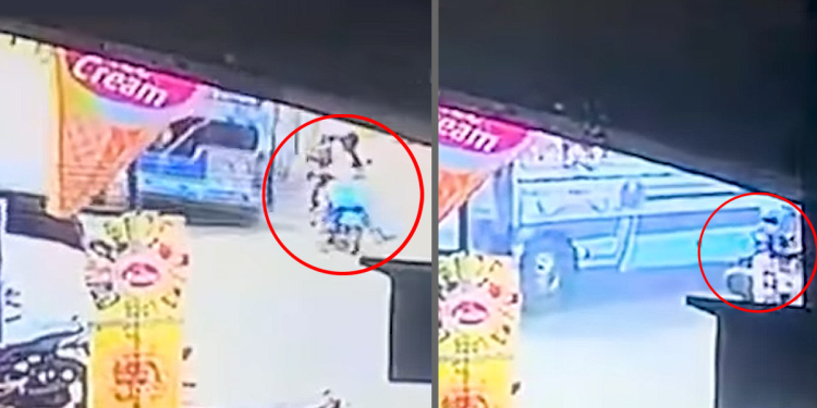 හිටි හැටියේ පාර මැද නවත්තපු යතුරුපැදිය, ප්‍රයිවට් බස් එකේ වැදිලා වෙන්න ගිය මහා විනාශය වළක්වපු වීරයෙක්! I VIDEO I Sri Lanka Latest News