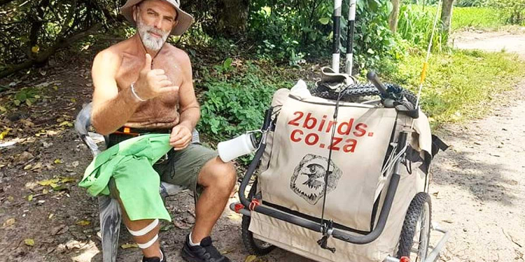 පරිසරයේ වටිනාකම කියමින් රට වටේ පයින්ම යන අපූරු විදේශිකයෙක් දැන් ලංකාවේ I Sri Lanka Latest News