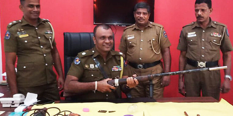 මාර පොරවල් ලංකාවෙ ඉන්නේ! යූටියුබ් බලලා ආයුධ හදලා! මාමයි, බෑණයි පොලිසියෙන් අල්ලලා! Sri Lanka Latest News