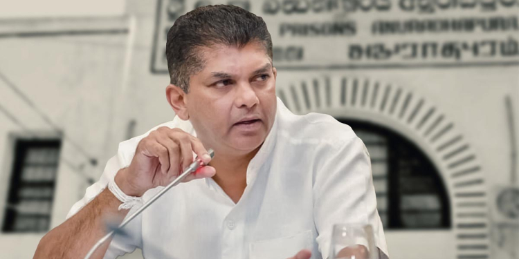 අනුරපුර හිරගෙදරට කඩා පැන පිස්තෝල පෙන්වා සිරකරුවන්ට තර්ජනය කිරීම! හිටපු ඇමැති ලොහාන්ට නඩු පවරන්න නිර්දේශ! I Sri Lanka Latest News