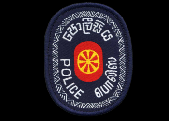 දුවත් එක්ක තියෙන ප්‍රේම සම්බන්ධය නතර කරන ලෙස බල කරමින්, පොලිස් කාන්තාවක් පාසල් සිසුවෙකු පැහැරගෙන ගිහින් හොඳටම ගහලා I Sri Lanka Latest News