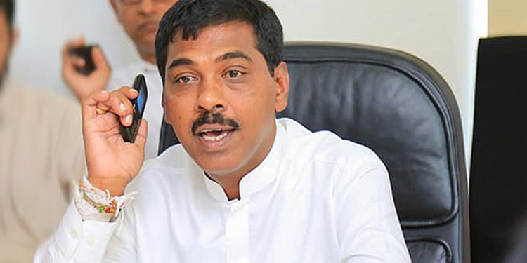 රාජ්‍ය ඇමැති ප්‍රසන්නගෙ කැලණියෙ ගෙදරට ප්‍රහාරයක් ! ගහද්දී කවුරුවත් ඉඳලා නෑ ! දැන් සී.සී.ටී.වී. බලනවා ! Sri Lanka Latest News