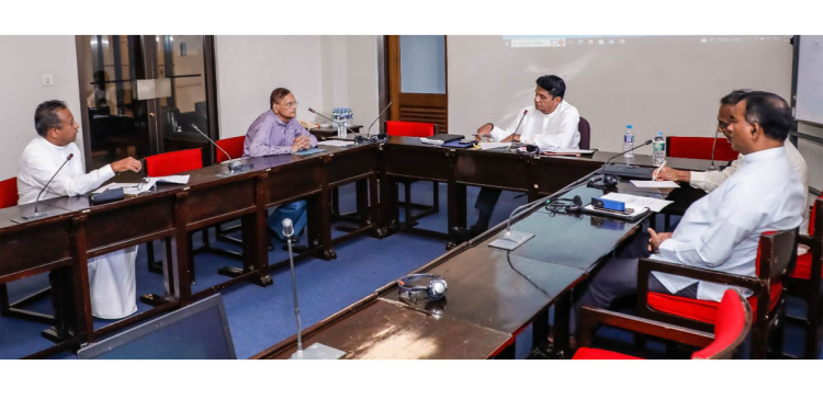 ආණ්ඩුව විකාශන නියාමන අධිකාරී පනත ඇතුළේ ගේන්න යන මාධ්‍ය මර්දනයට එරෙහිව සජිත් සමග මුලු විපක්ෂයම එක තැනකට එයි! VIDEO & PHOTOS I Sri Lanka Latest News