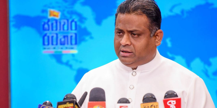 සංචාරක ආකර්ෂණය තියෙන වෙරළ තීර 24ක් දෙනවා! කොළඹ වටිනා ඉඩම් ටිකත් දෙනවා! හිල්ටන් එකත් දෙනවා! වෝටර්ස් එජ් එකත් දෙනවා! දෙන ලිස්ට් එක ඇමැති අරුන්දික කියාගෙන යයි! Sri Lanka Latest News