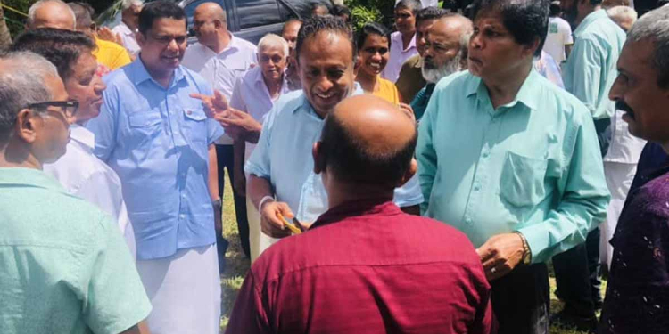 ගාල්ලේ චන්දිම සජබයට එක්වෙයි! පළමු රැස්වීමේදීම නොසිතූ අකරතැබ්බයක්! Sri Lanka Latest News