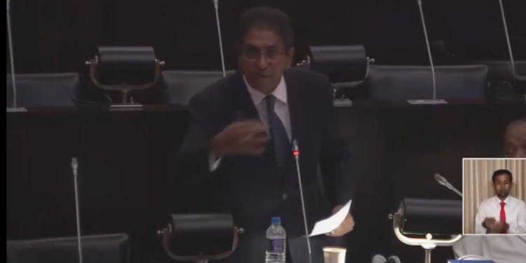 මිලියන 25ක් මිනිස්සුන්ගේ EPF-ETF එකට මොකද්ද වෙන්නේ? කපන්නේ කොච්චරද? කවදා ඉදන්ද? මාර වැඩේ! වෙන්න යන දේ EPF ප්‍රධානියාත් දන්නේ නෑලු! හර්ෂ පාර්ලිමේන්තුවට කියන කතාව! VIDEO I Sri Lanka Latest News