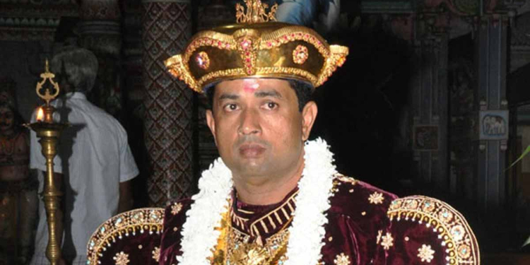 ජනාධිපතිවරු තුන්දෙනෙක් යටතේ මම අවුරුදු 8ක් වැඩ කළා! කිසිම දවසක පෙරහැරට මණ්ඩලයෙන් ඇස්තමේන්තු බිලක් එවලා නෑ! මේ එව්වේ පළවෙනි පාරට! පත්තිනි දේවාලයේ බස්නායක නිලමේ හේමන්ත බණ්ඩාර කියයි! Sri Lanka Latest News