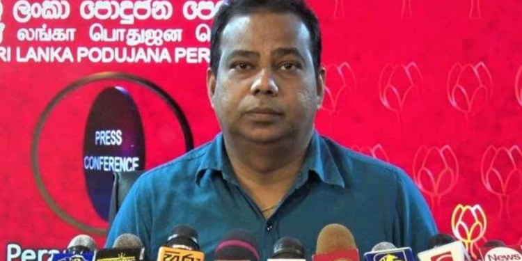ආණ්ඩුවේ ඉන්නවාද? විපක්ෂයේ වාඩිවෙනවාද? පොහොට්ටුවේ ජගත් තීන්දුවක් ගන්න සූදානම්! ආණ්ඩුවටයි ඇමැතිවරුන්ටයි දැඩි ප්‍රහාරයක් එල්ල කරයි! VIDEO I Sri Lanka Latest News