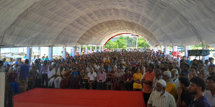 මේ පොහොට්ටුවේ මහියංගන ආසන සම්මේලනය! PHOTOS I Sri Lanka Latest News