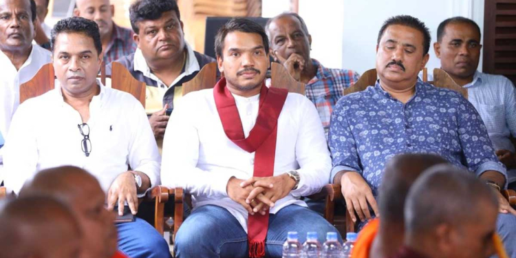 පොහොට්ටුවේ හිනිදුම ආසන බලමණ්ඩලය! නාමලුත් ගිහින්! PHOTOS I Sri Lanka Latest News