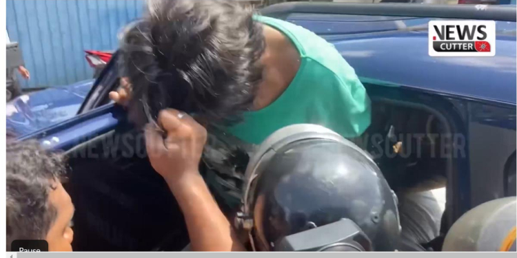 බොරැල්ලේ විරෝධතාවක් අතරතුරදී ත්‍රීවිලරයක සිටි මාධ්‍යවේදී තරිඳු පොලිසියෙන් කුදලගෙන යයි! අවයවත් මිරිකලා! VIDEO I Sri Lanka Latest News