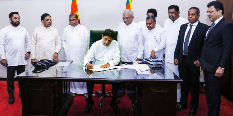 සජබෙන් එළියට ගිහින් අලුත් පක්ෂයක් හදපු වෙල්ගම ආපහු සජබයත් එක්ක වැඩ කරන්න පටන් ගනී! VIDEO & PHOTOS I  Sri Lanka Latest News
