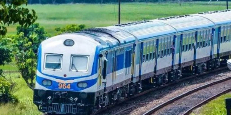 ගල්කිස්සේ ඉඳන් කන්කසන්තුරේ යන්න අගෝස්තු මාසේ ඉඳන් සැප දුම්රියක්! Sri Lanka Latest News