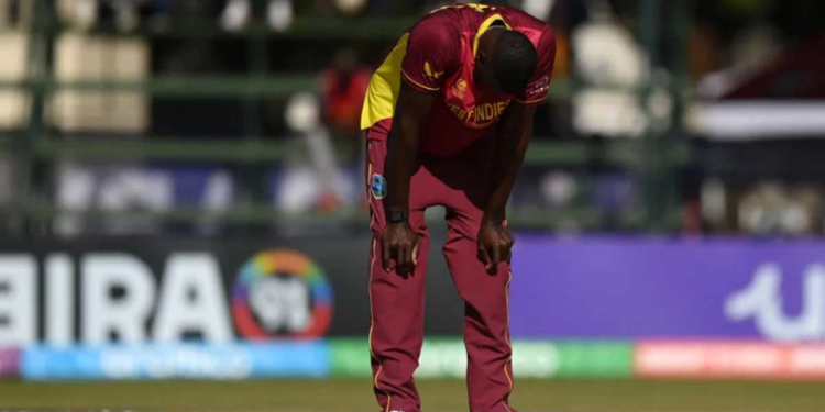 අද ස්කොට්ලන්තයෙනුත් කෑවා! දෙපාරක් ලෝක කුසලානය දිනූ බටහිර ඉන්දීය කොදෙව්වන්ට මෙවර ලෝක කුසලාන තරගාවලියටවත් එන්න බැරි වෙයි! Sri Lanka Latest News