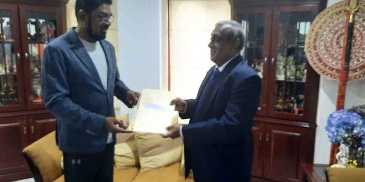 දූෂණ හෙළිදරව් කිරීම් හමුවේ ඖෂධ නීතිගත සංස්ථාවේ සභාපති අයින් වෙයි! කෙහෙළිය අලුත් කෙනෙක් පත් කරයි! I Sri Lanka Latest News
