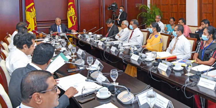 රනිල් මැණික්වලින් සල්ලි හොයන්න ලෑස්ති වෙයි! PHOTOS I Sri Lanka Latest News