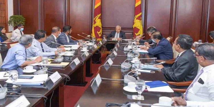 මාස 6ක් ඇතුළත නව වෛද්ය පනතක් හදන්න රනිල් උපදෙස් දෙයි! PHOTOS I Sri Lanka Latest News