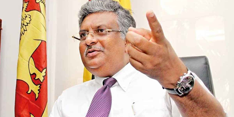 පාසල්වලින් 65%ක උසස්පෙළට විද්යාව උගන්වන්නේ නෑ! මේ නිසා විශ්වවිද්යාලවල 25%ක් කලා උපාධිය හදාරනවා! ඒකෙන් 70%කට රස්සා නෑ! රටේ අධ්යාපනයේ ඛේදවාචකය විශ්වවිද්යාල ප්රතිපාදන කොමිසමේ සභාපති පෙන්වා දෙයි! I Sri Lanka Latest News