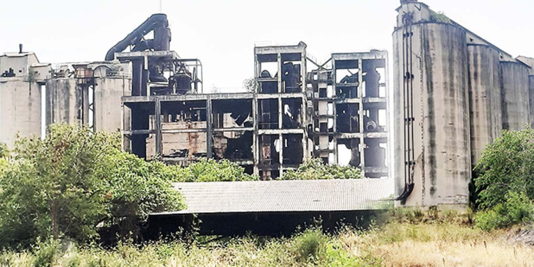 කන්කසන්තුරේ සිමෙන්ති කම්හලේ කෝටි එකහමාරක යකඩ හොරකමට 22ක් අත්අඩංගුවට! Sri Lanka Latest News