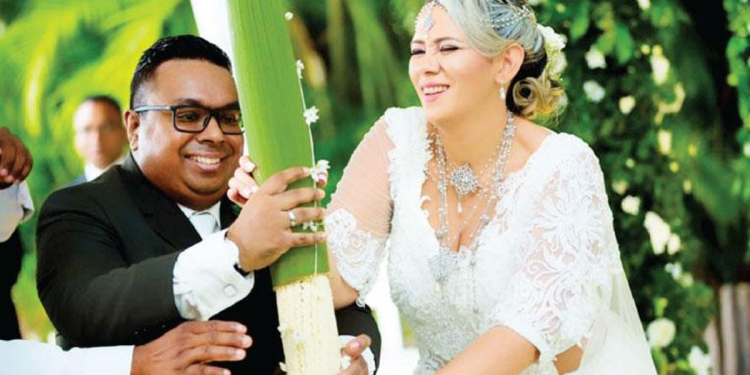 ඉන්දුනීසියාවේදී මියගිය කෝටිපති ඔනේෂ්ගේ දේහය මාස 7කට පසු දිවයිනට රැගෙන එයි! Sri Lanka Latest News