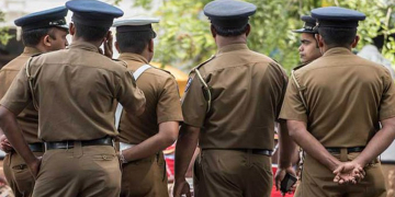 පොලිසිය 21 කෝටියක තොප්පි දාලා! Sri Lanka Latest News