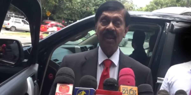 රට බංකොලොත් කරපු අය හොයන කමිටුව හමුවට හිටපු මහබැංකු අධිපති එයි! මම හැමදාම කිව්වේ ණය ගෙවන්න ඕන කියලයි! මෝඩ මන්ත්‍රීලා දෙතුන්‌ දෙනෙකුටත් හොඳවැයින් දෙකක් කියයි! දැන් රටට වෙලා තියෙන දේත් පැහැදිලි කරයි! VIDEO I Sri Lanka Latest News