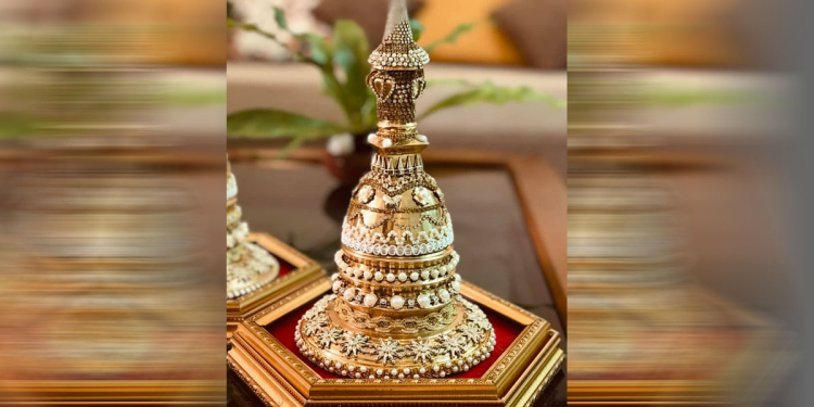 ඇල්ල – අයියනායක දේවාලයේ ධාතු කරඬුව හොර අරගෙන යයි! Sri Lanka Latest News