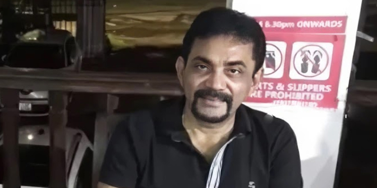 වෙඩි තබා ඝාතනය කළ රාජ්ය ඇමති ඩී.වී. චානකගේ මාමාගේ සිරුරෙන් හමුවූ උණ්ඩ කොටස් රජයේ රස පරීක්ෂක වෙත යවයි! Sri Lanka Latest News