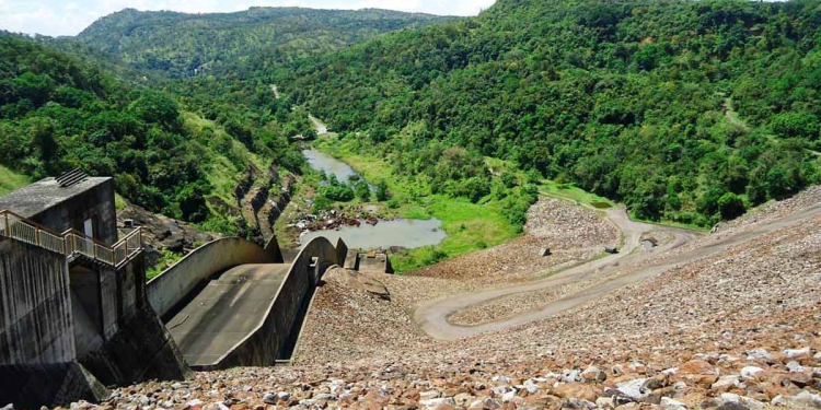 ඉතිහාසයේ පළමු වතාවට සමනල වැව ජලාශයේ වතුර මෙච්චර අඩුවුණේ ජල කාන්දුවක් නිසාලු! මහා ජල කඳක් මාස ගණනාවක් තිස්සේ අපතේ ගිහින්! Sri Lanka Latest News