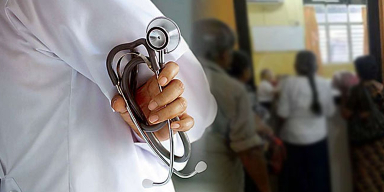 රට පුරා වෛද්‍යවරු අද නිහඬ විරෝධතාවක! Sri Lanka Latest News