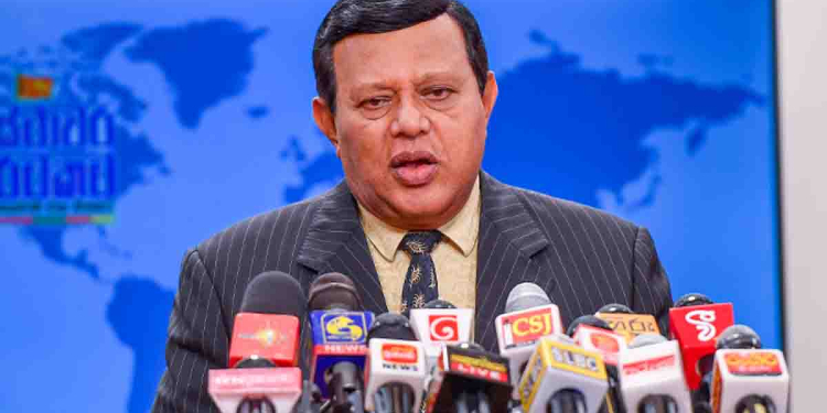 මෙන්න ආණ්ඩුවේ ඇමැති කෙනෙක් කියන රසබර කතාවක්! විදුලි බිල වැඩි වුණේ නැහැල්ලු! මොකද්ද ගාස්තුවක්ලු වැඩි වුණේ! ඒක මිනිස්සුන්ට දැනෙන්නෙ නෑලු! ඕක මොකද්ද කියලත් අහනවා! මේවා කියන්නේ අධ්‍යාපන රාජ්‍ය ඇමැති! VIDEO I Sri Lanka Latest News