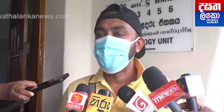 මම කරන්නේ සේල්ස් ජොබ් එකක්! හිටියෙත් කුලී ගේක! අවුරුදු 12ක් දරුවො නැතිව හිටියා! මම හිතුවෙත් නෑ එකපාරට ළමයි 6ක් හම්බවෙයි කියලා! කොහොමහරි මම ළමයි ටික හදාගන්නවා! තාත්තා පළමුවතාවට කතා කරයි! VIDEO I Sri Lanka Latest News