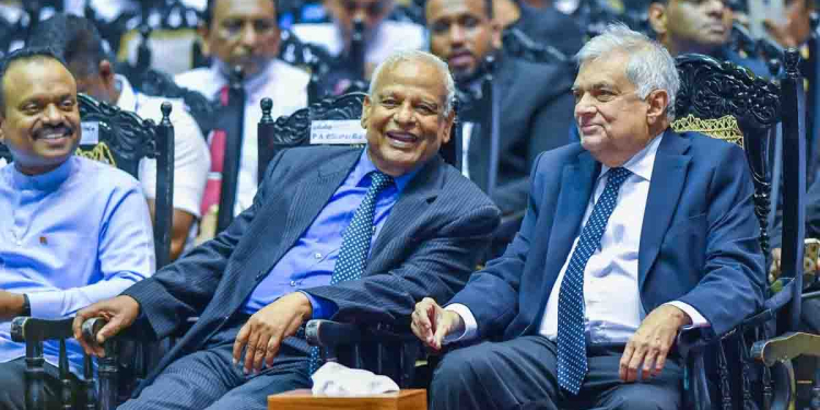 ‘තවම ගමන ඉවර නෑ!’ රනිල් අද සණස ජාතික සම්මේලනයට එක්වෙමින් කියයි! PHOTOS I Sri Lanka Latest News