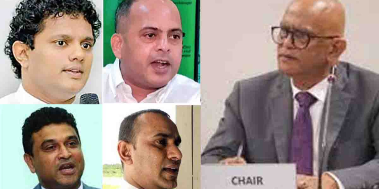 සජිත්ගේ බරපතළ හෙළිදරව්වෙන් පසු හේෂා-මරික්කාර්-නලින්-චමින්ද කෝප් සභාපති රංජිත්ගේ ‌කෙරුවාව එළියට දමයි! ක්‍රිකට් ලොක්කන්ට රිදෙන ප්‍රශ්න අහන හැමවෙලාවෙම ‘හෑන්ඩ් සිග්නල්’ දීලා ‌ක්‍රිකට් හොරු ආරක්ෂා කළා! එතුමලා ඉටුකළේ ක්‍රිකට් ආයතනයේ කොන්ත්‍රාත් එකක්! අපේ කටවල් වහලා කොන්දේසි දැම්මා! වහාම වෙනත් සභාපතිවරයෙක් දාලා ක්‍රිකට් ආයතනය යළි කැඳවන්න! විපක්ෂයේ චෝදනාවට ආණ්ඩුවේ දොළවත්තත් ‌’හා’ කියයි! මෙන්න අද උදේම පාර්ලිමේන්තුව රත් කරපු වීඩියෝව! VIDEO I Sri Lanka Latest News