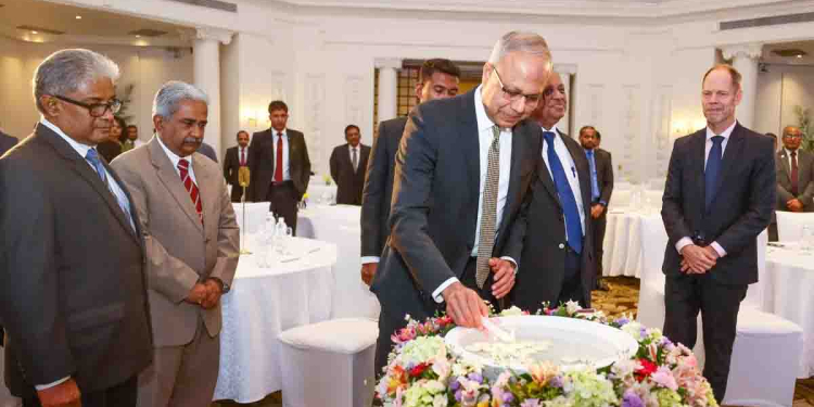 මේ වසරේ මාර්ග අනතුරුවලින් දැනටමත් ළමුන් 115ක් මැරිලා! මාර්ග අනතුරු-මරණ-ආබාධිත වීම් පාලනයට ඉහළ පෙළේ කමිටුවක්! ජාත්‍යන්තර මාර්ග ආරක්ෂණ සමුළුවේදී අනාවරණයක්! PHOTOS I Sri Lanka Latest News