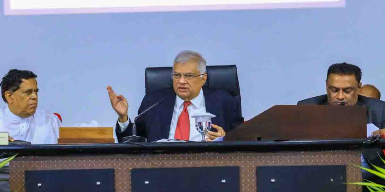 හෝර්ටන් තැන්නේ දියතලාවේ ගිය ජනපති බදුල්ලට ඇවිත්  විශේෂ දිස්ත්‍රික් සම්බන්ධීකරණ කමිටු රැස්වීමක් කැඳවයි! PHOTOS I Sri Lanka Latest News