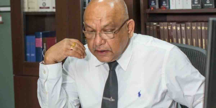 නාමල්ගේ ක්රිස් ගනුදෙනුව ගැන විමර්ශන කරපු FCID හිටපු ප්රධානී රවී වෛද්යලංකාර ක්රිස් සමාගමේම අධ්යක්ෂ මණ්ඩලයේ තනතුරක් ලැබිලා! බිරියගේ නමට ක්රිස් ගොඩනැගිල්ලෙන් ගෙයකුත් ලැබිලා! ජවිපෙ වසන්ත ලියකියවිලිත් අරන් අල්ලස් කොමිසමට ගිහින්! VIDEO I Sri Lanka Latest News