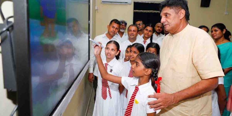 වැට් බද්දටත් අත් ඉස්සුවා! අයවැයටත් අත් ඉස්සුවා! ජනතාව පිට බර පටවන්න එපා කියලා මහින්ද දැන් නිවේදන දානවා! ආයෙමත් රැවටෙන්න එපා! 55 වන සුහුරු පන්ති කාමරය ශාන්ත ජෝශප් බාළිකාවට ලබා දෙමින් රාජපක්ෂවරුන්ගේ අලුත්ම දේශපාලන නාට්යය සජිත් රටට හෙළි කරයි! VIDEO & PHOTOS I Sri Lanka Latest News